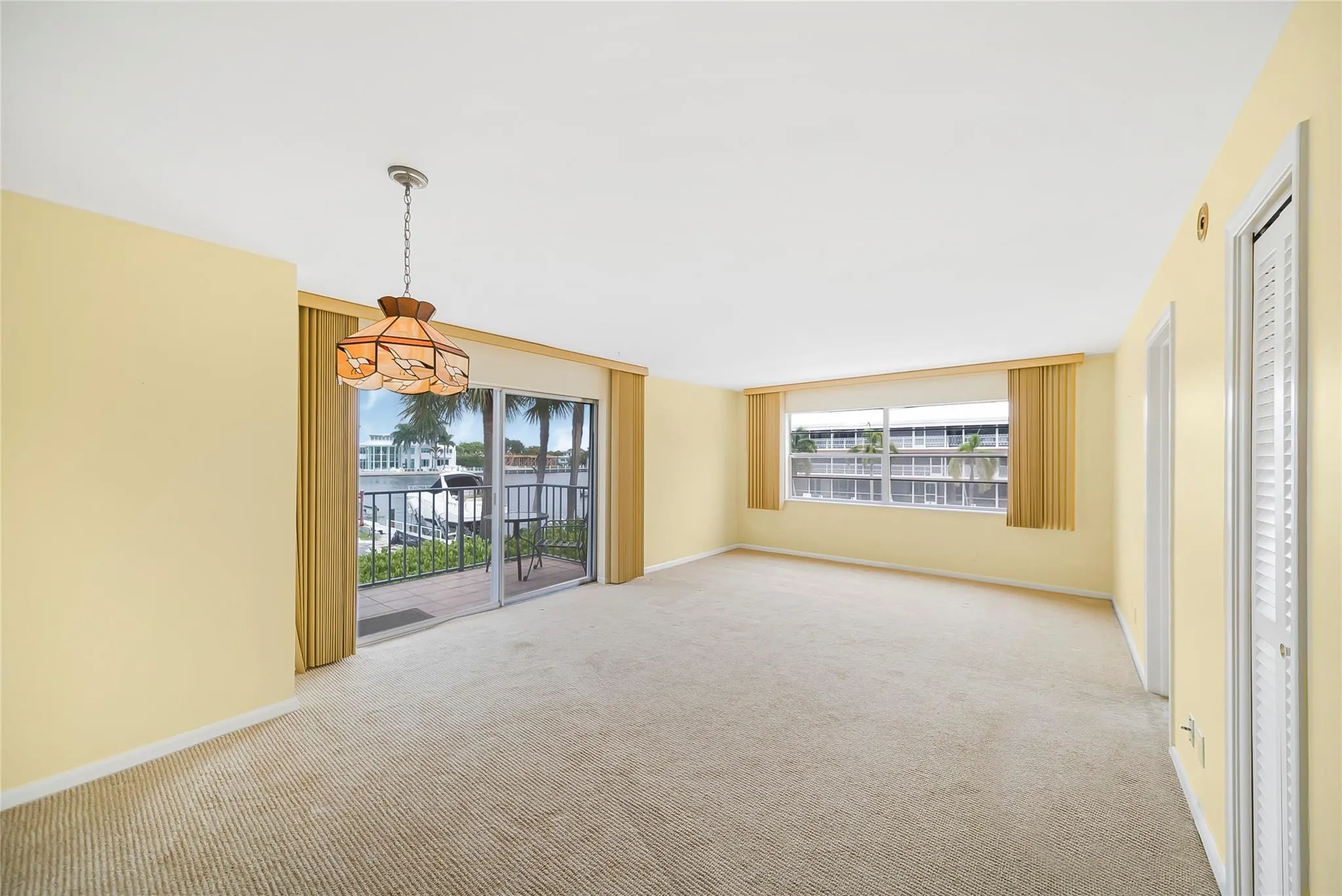 3105 NE 28th St, #2B