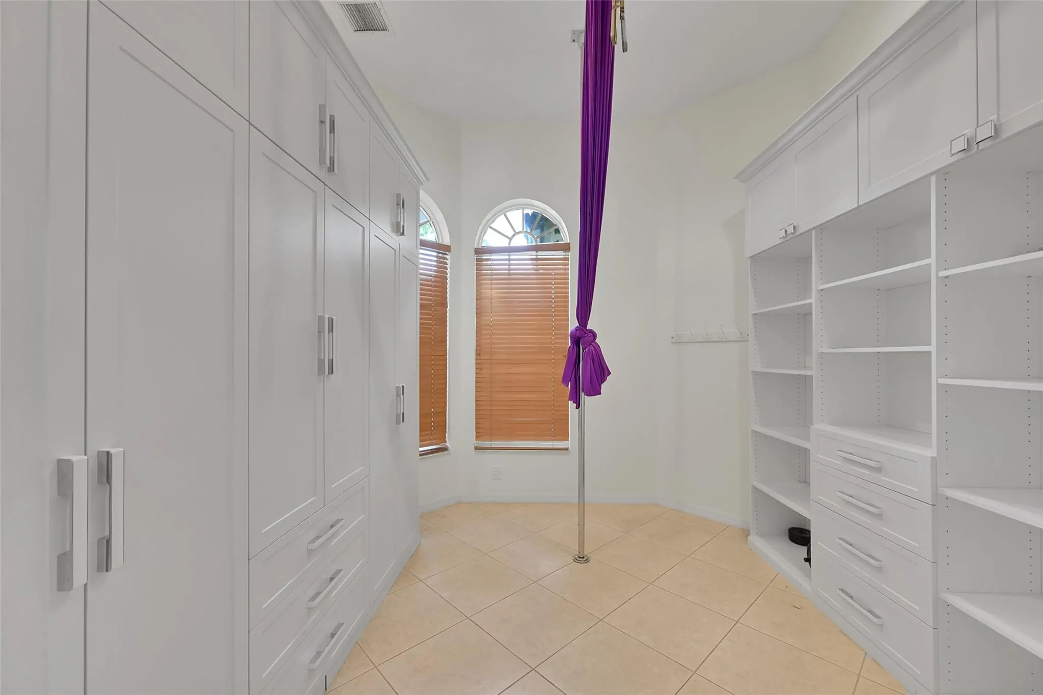 9350 NW 62nd Ct