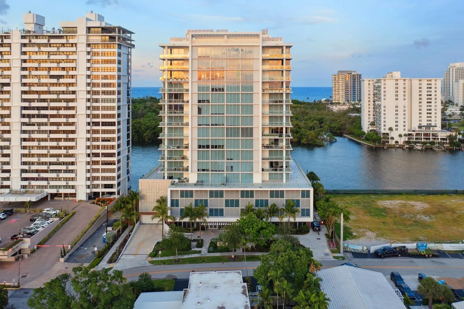 920 Intracoastal Dr, #801