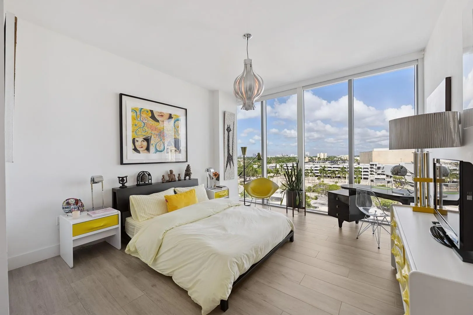 920 Intracoastal Dr, #801
