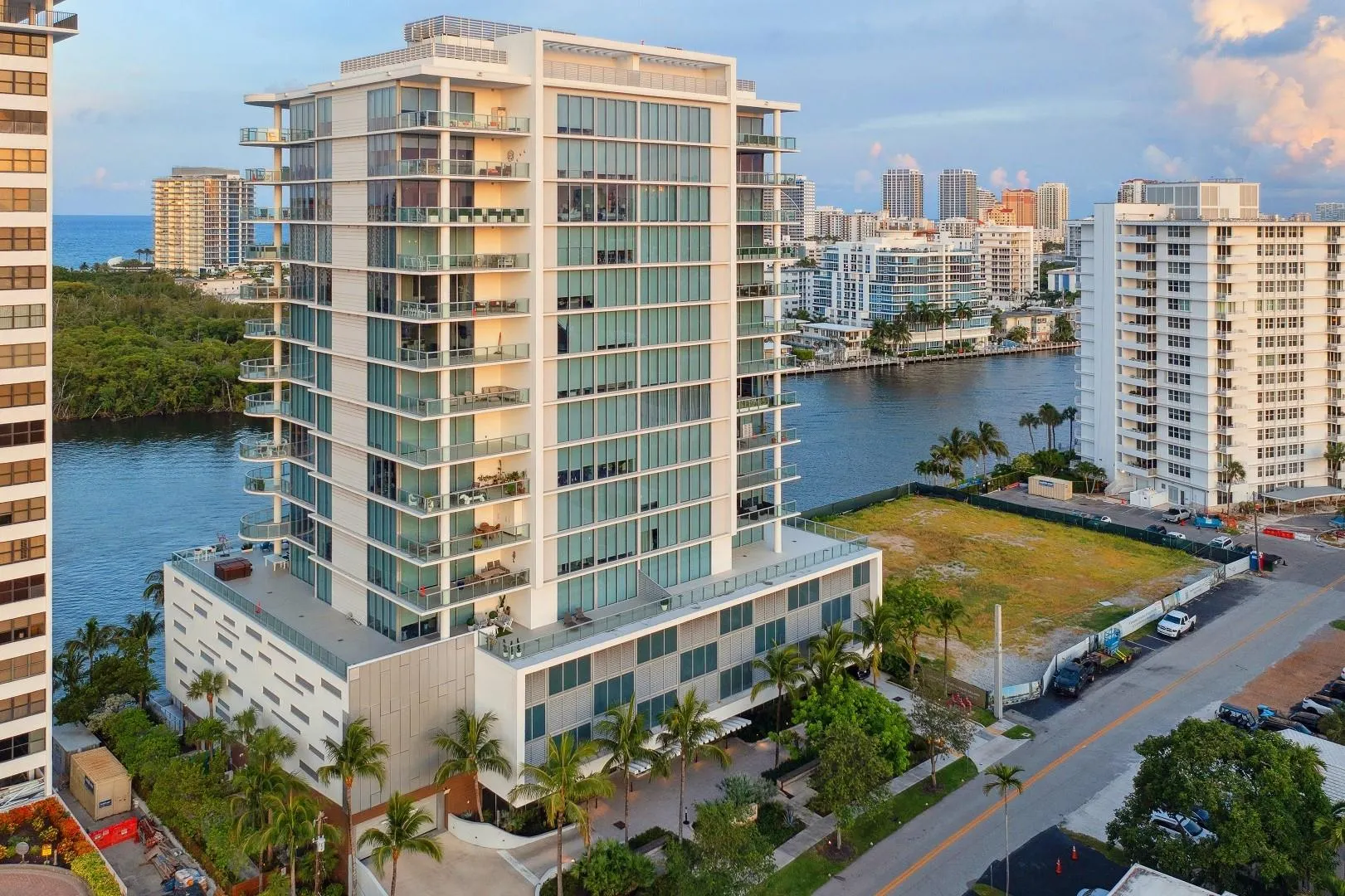 920 Intracoastal Dr, #801