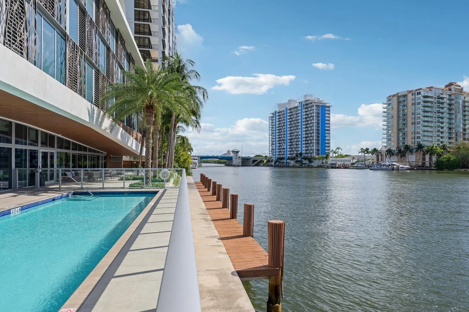 920 Intracoastal Dr, #801