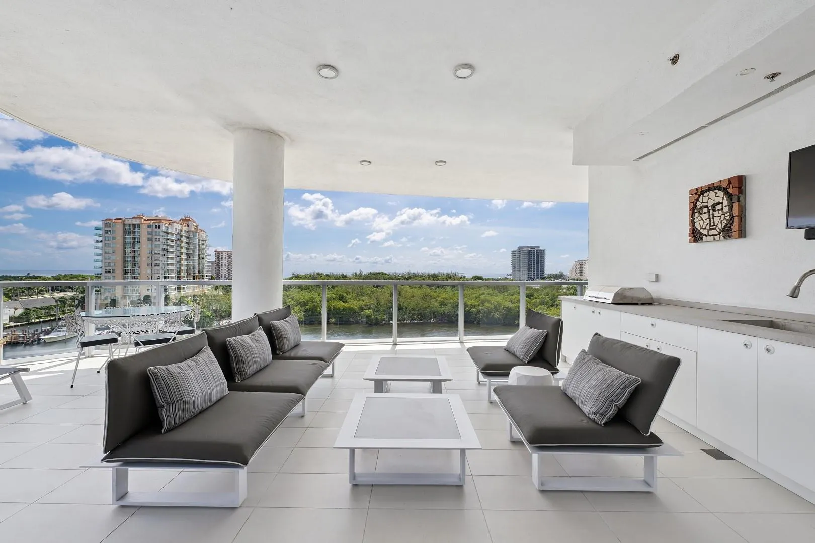 920 Intracoastal Dr, #801
