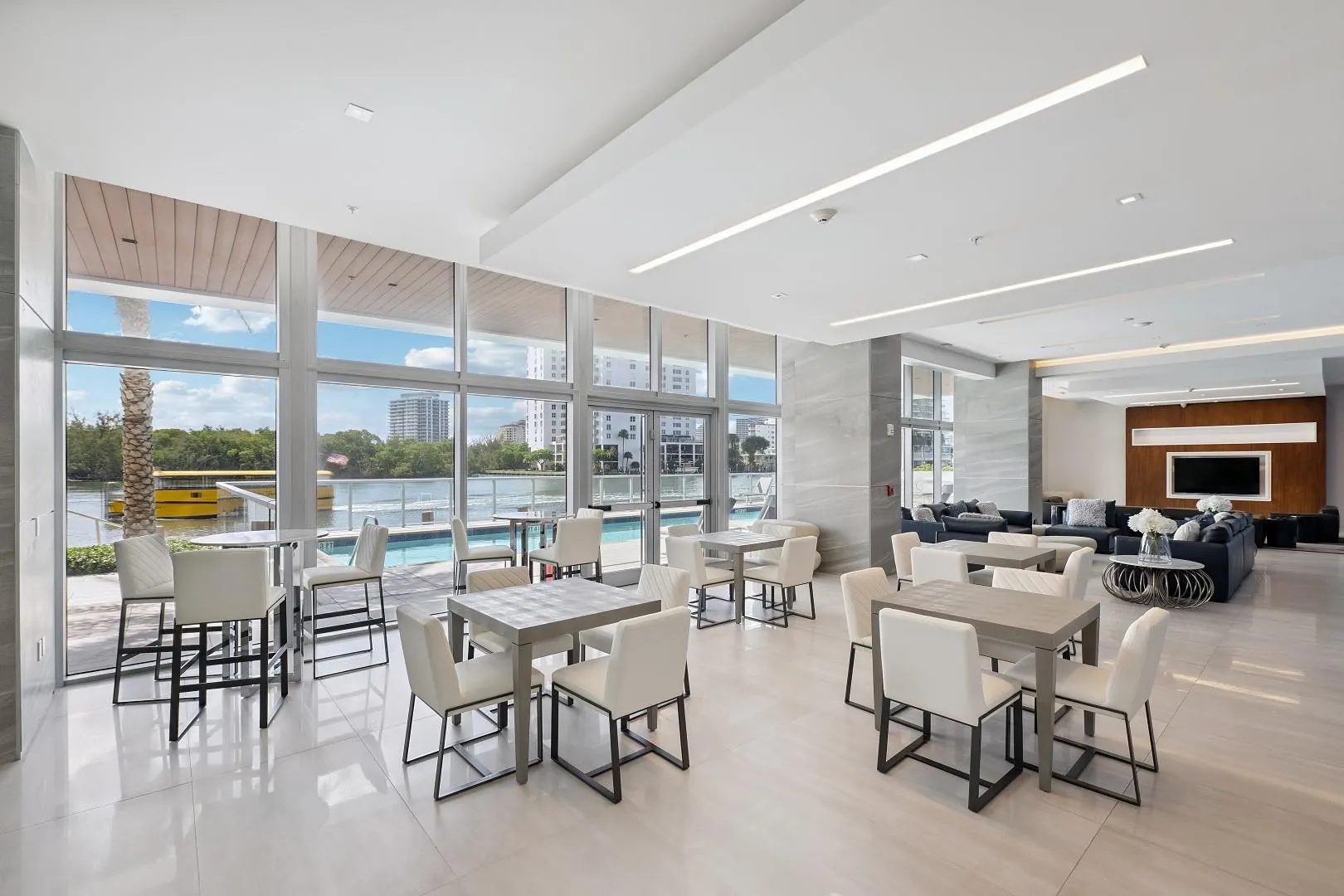 920 Intracoastal Dr, #801