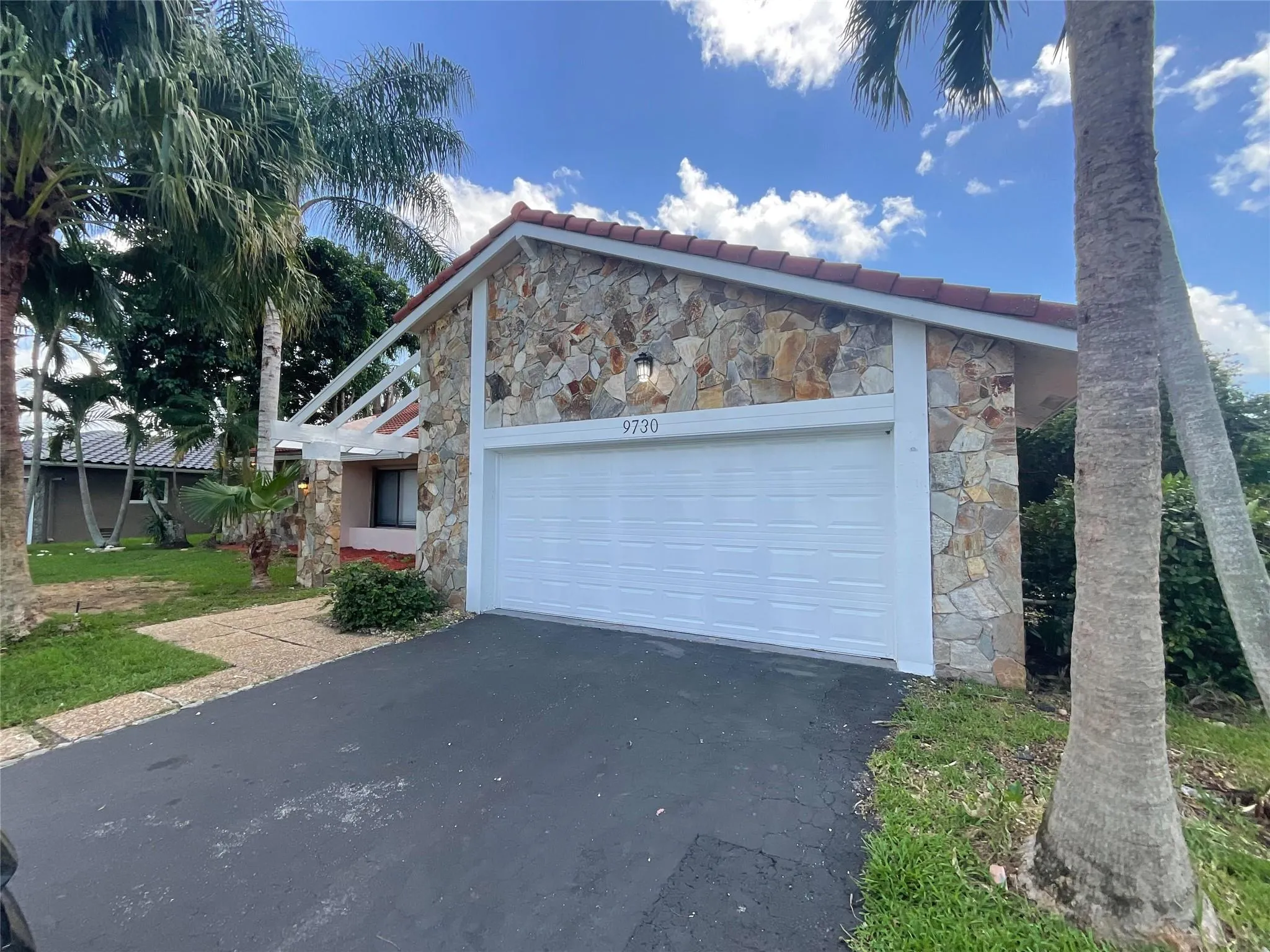 9730 NW 15th St