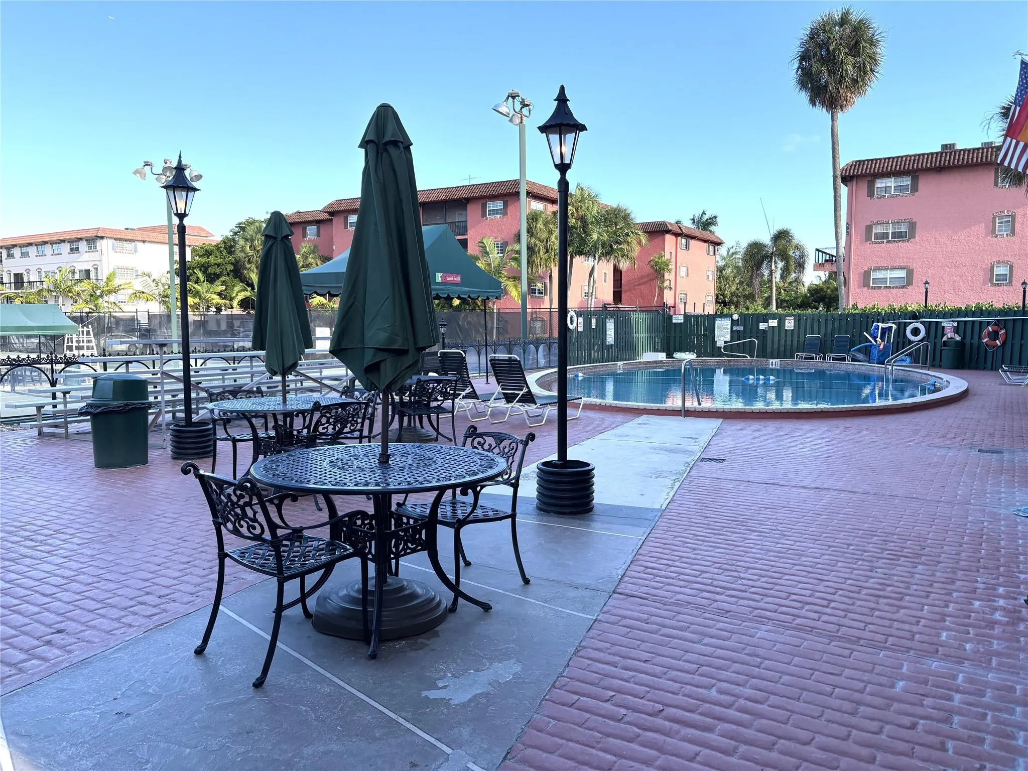 620 Tennis Club Dr, #305