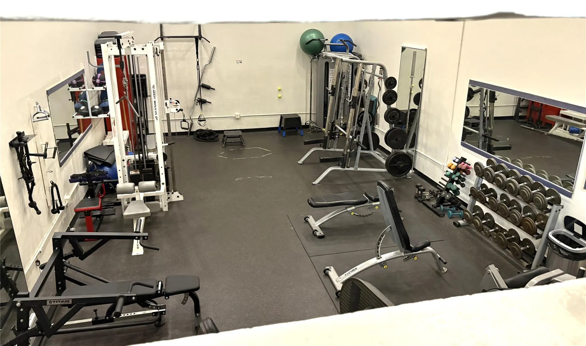 620 Tennis Club Dr, #305