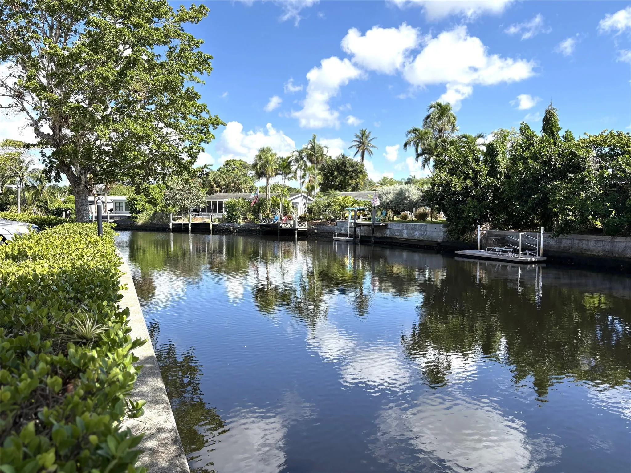 620 Tennis Club Dr, #305