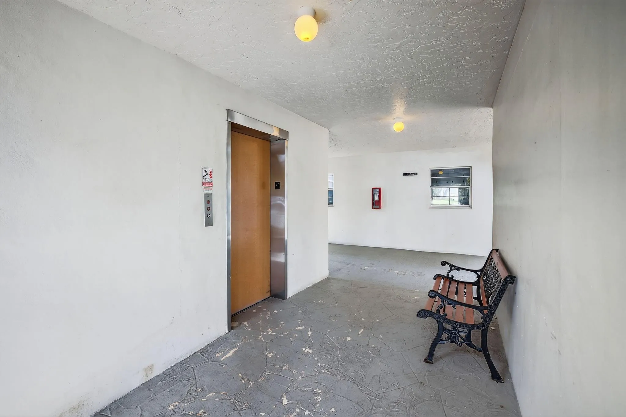 9440 Poinciana Pl, #401