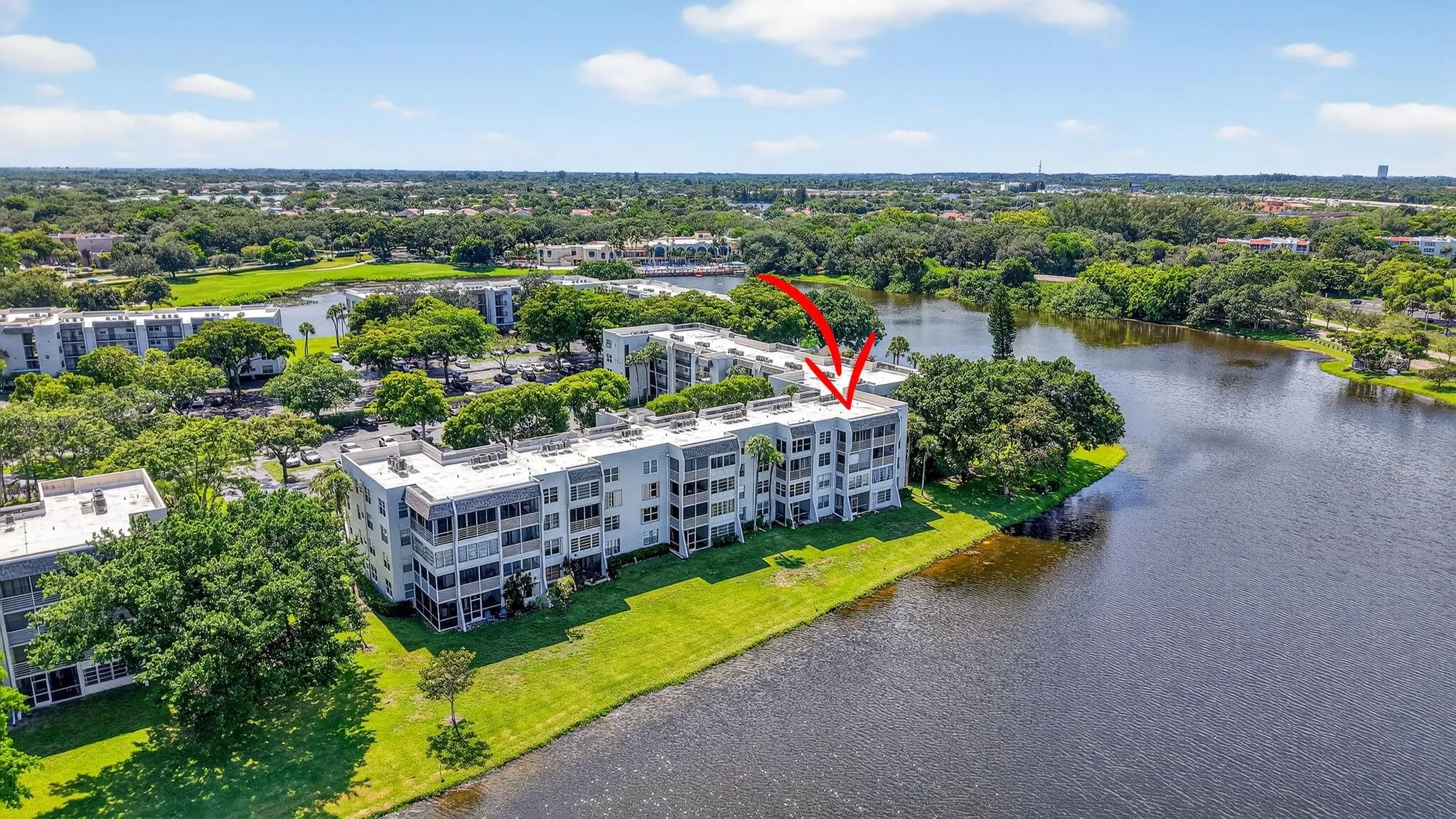 9440 Poinciana Pl, #401