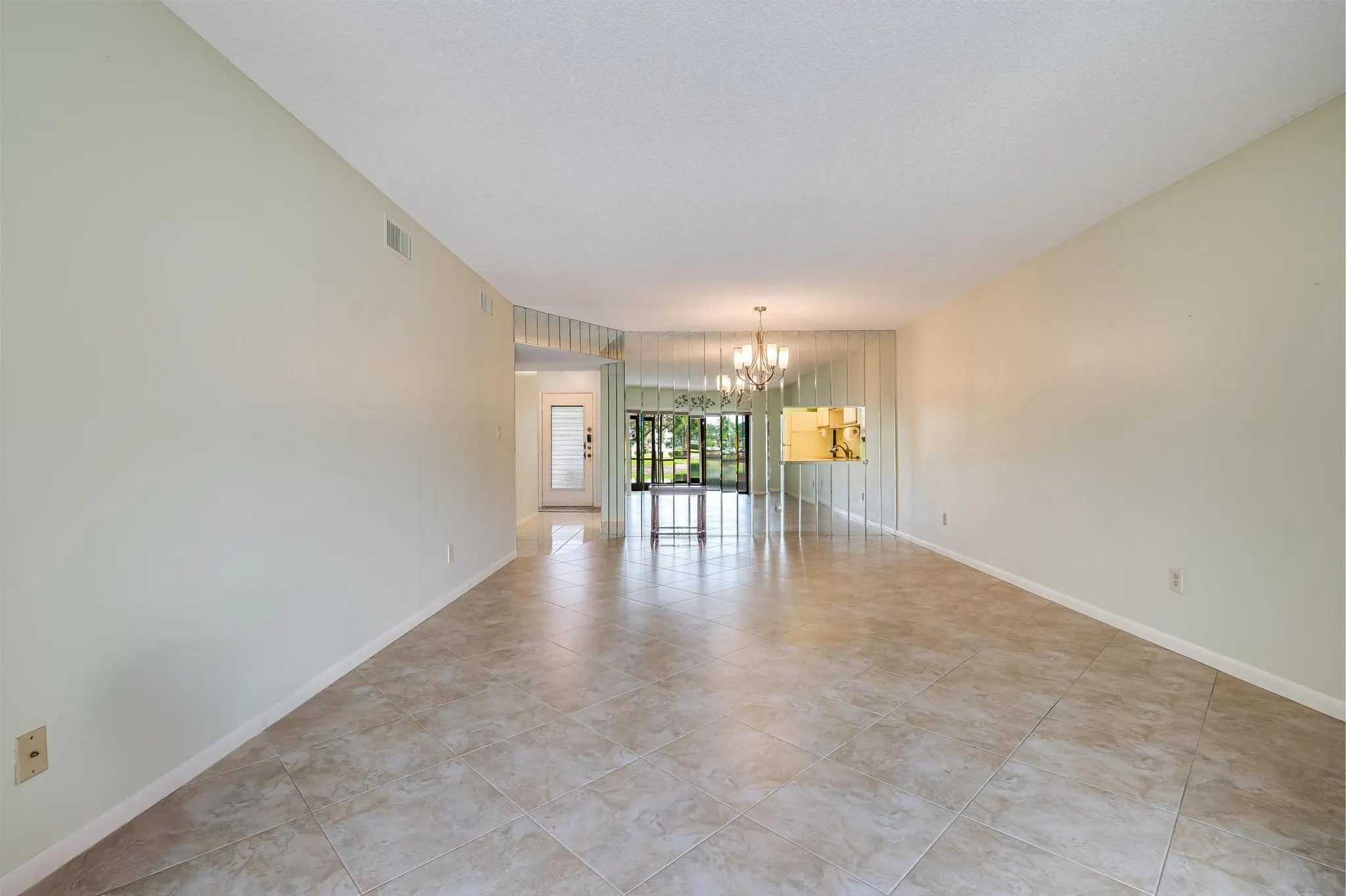 4955 E Sabal Palm Blvd, #104