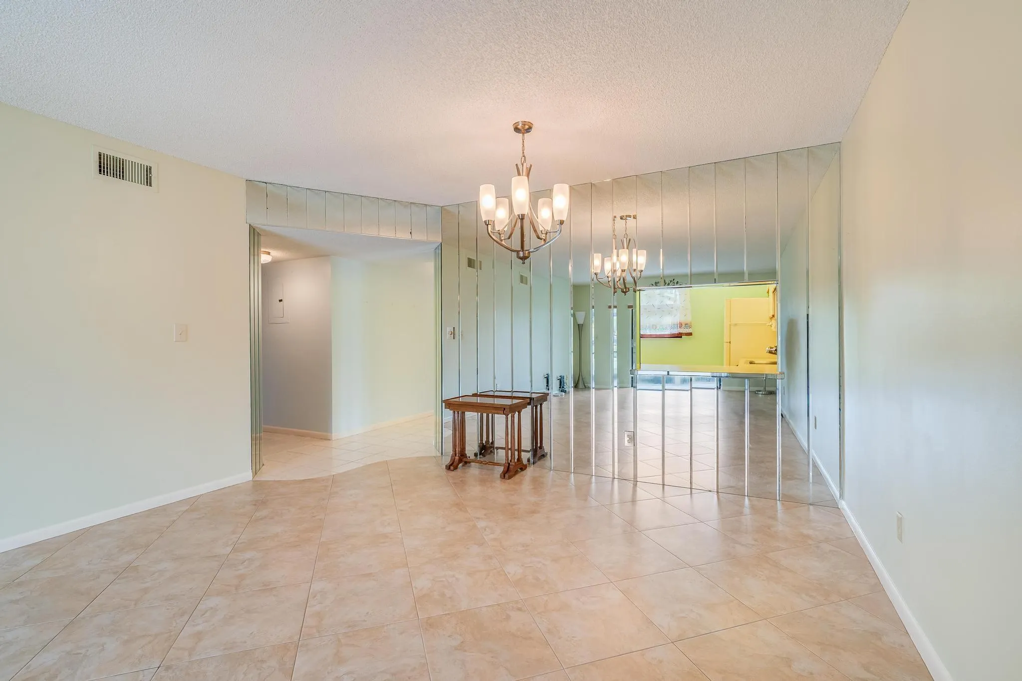 4955 E Sabal Palm Blvd, #104