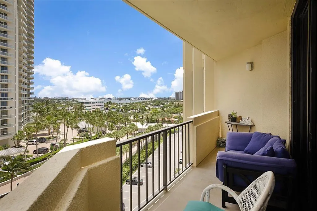 2800 N Ocean Dr, #B-9A