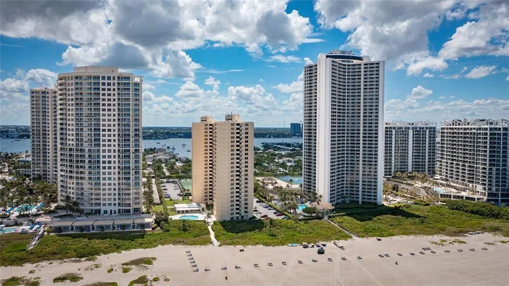 2800 N Ocean Dr, #B-9A