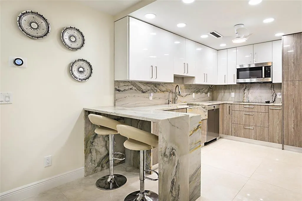 2800 N Ocean Dr, #B-9A