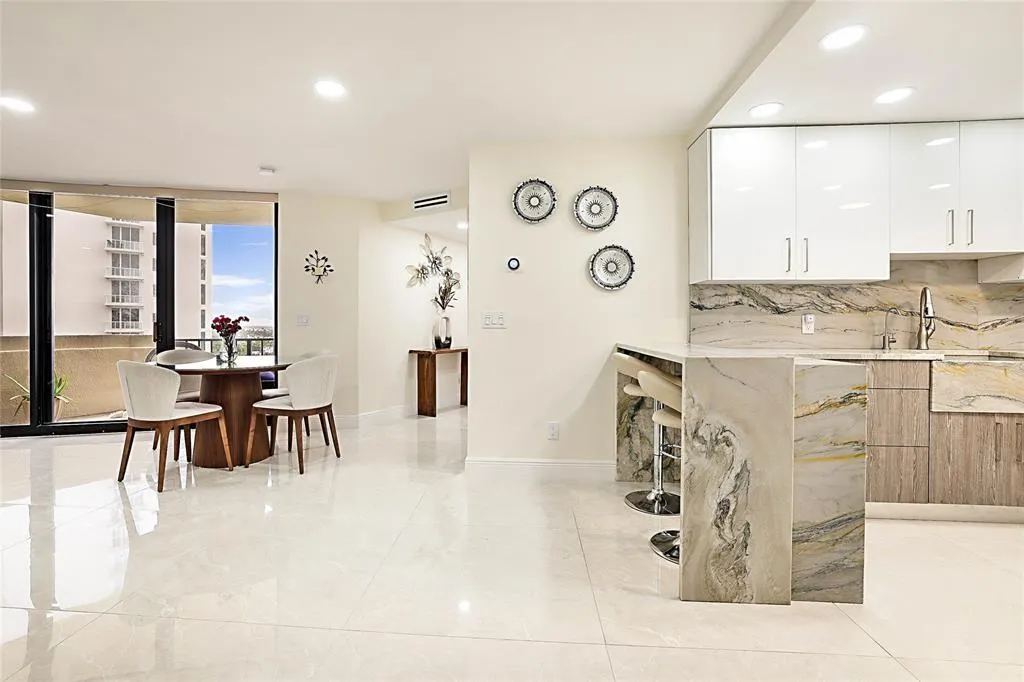 2800 N Ocean Dr, #B-9A