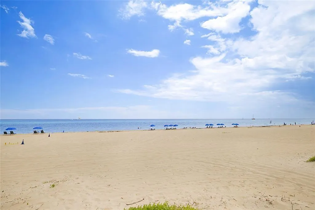 2800 N Ocean Dr, #B-9A