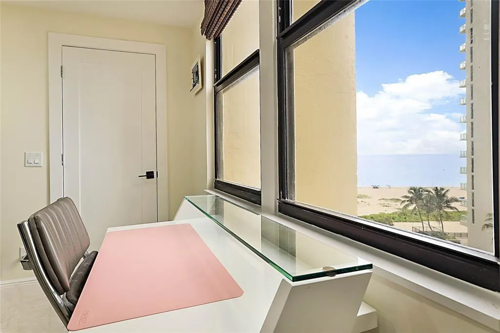 2800 N Ocean Dr, #B-9A