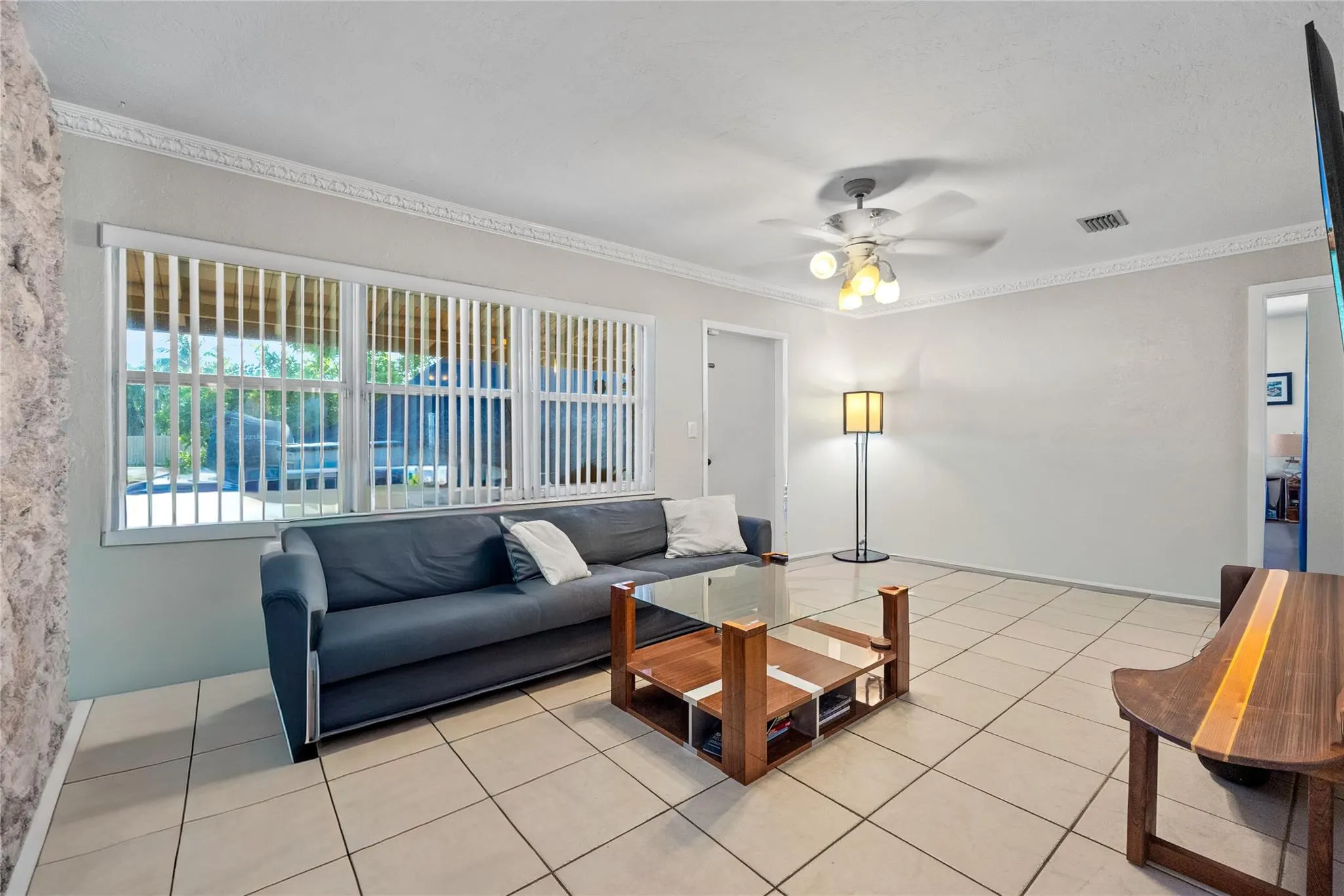 2481 NE 15th Ave