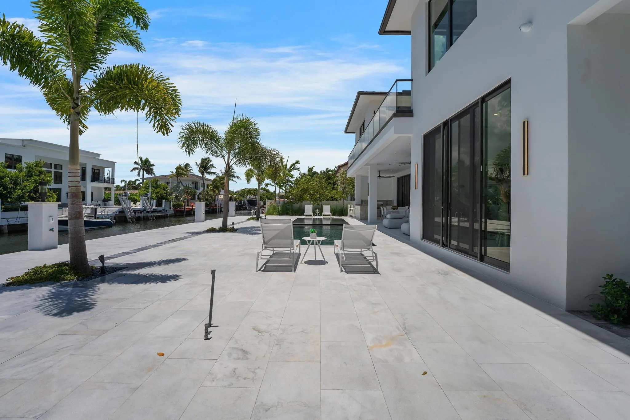 948 Banyan Drive