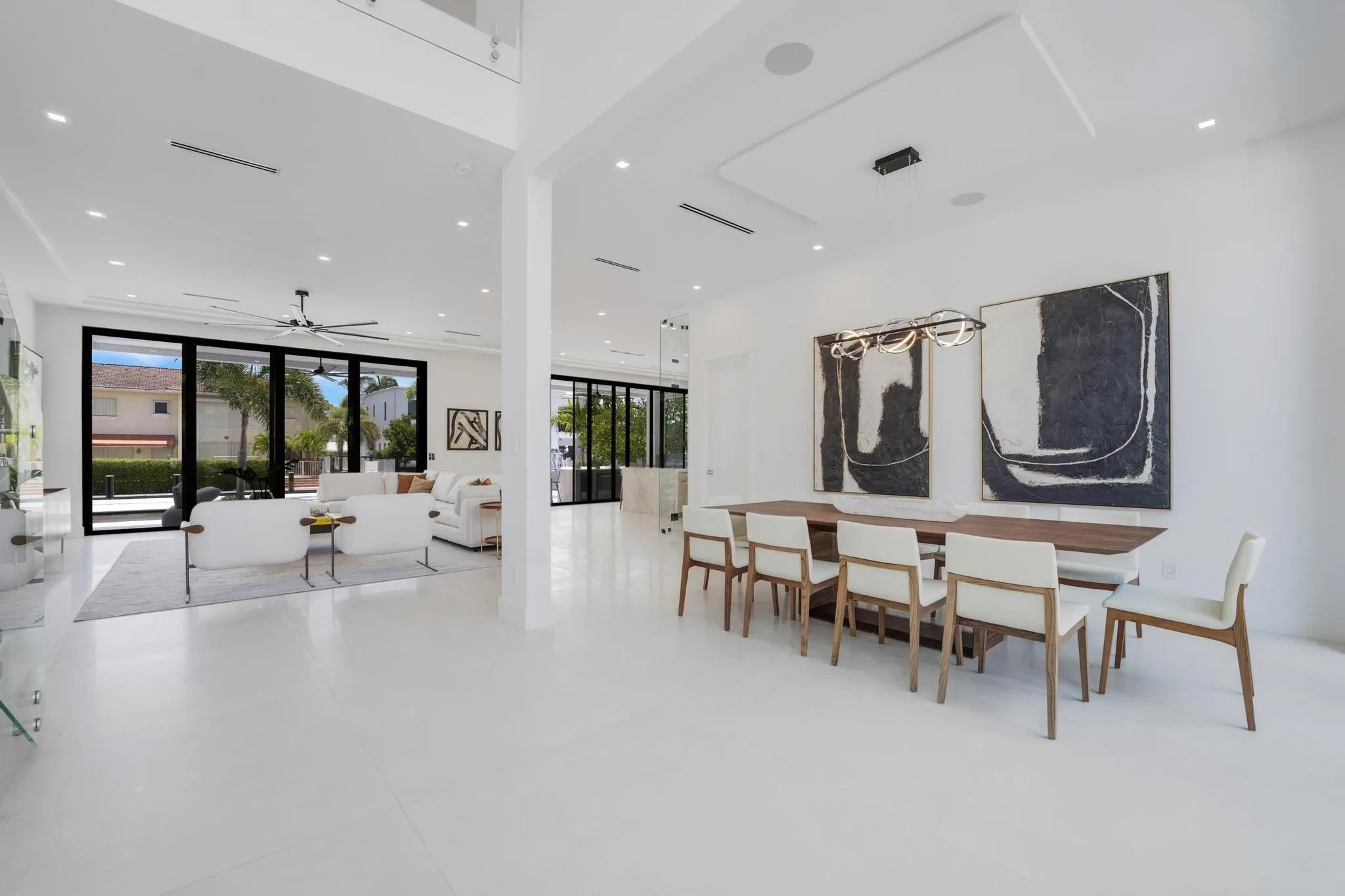 948 Banyan Drive