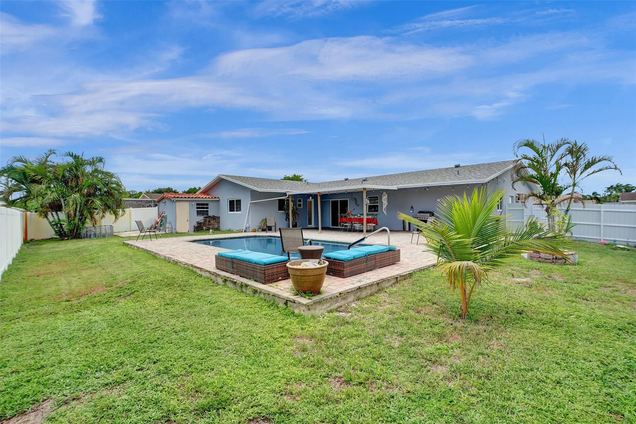 621 NW 97th Ter