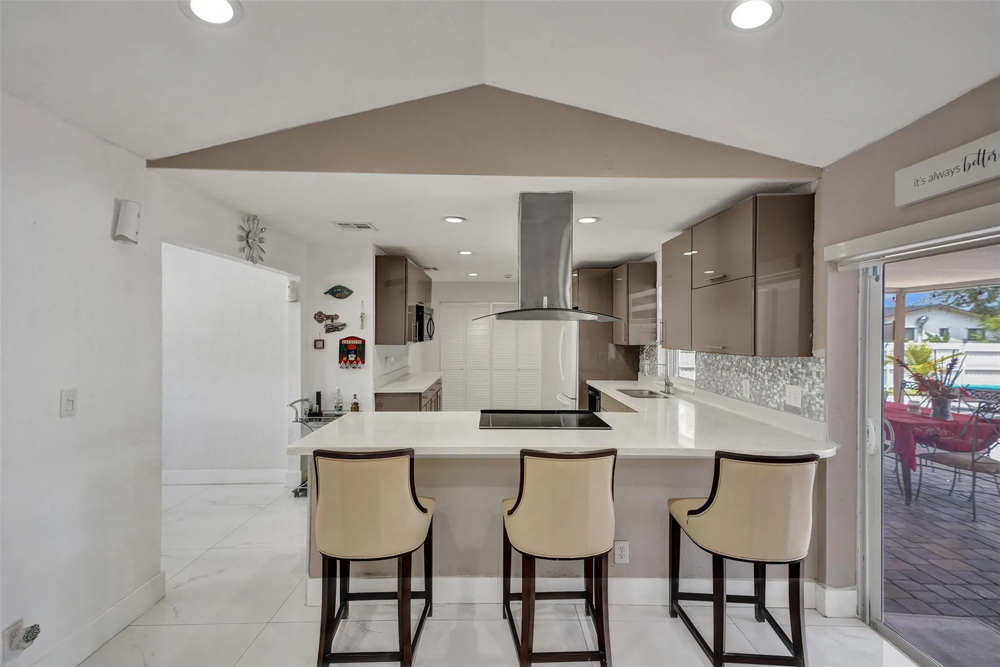 621 NW 97th Ter