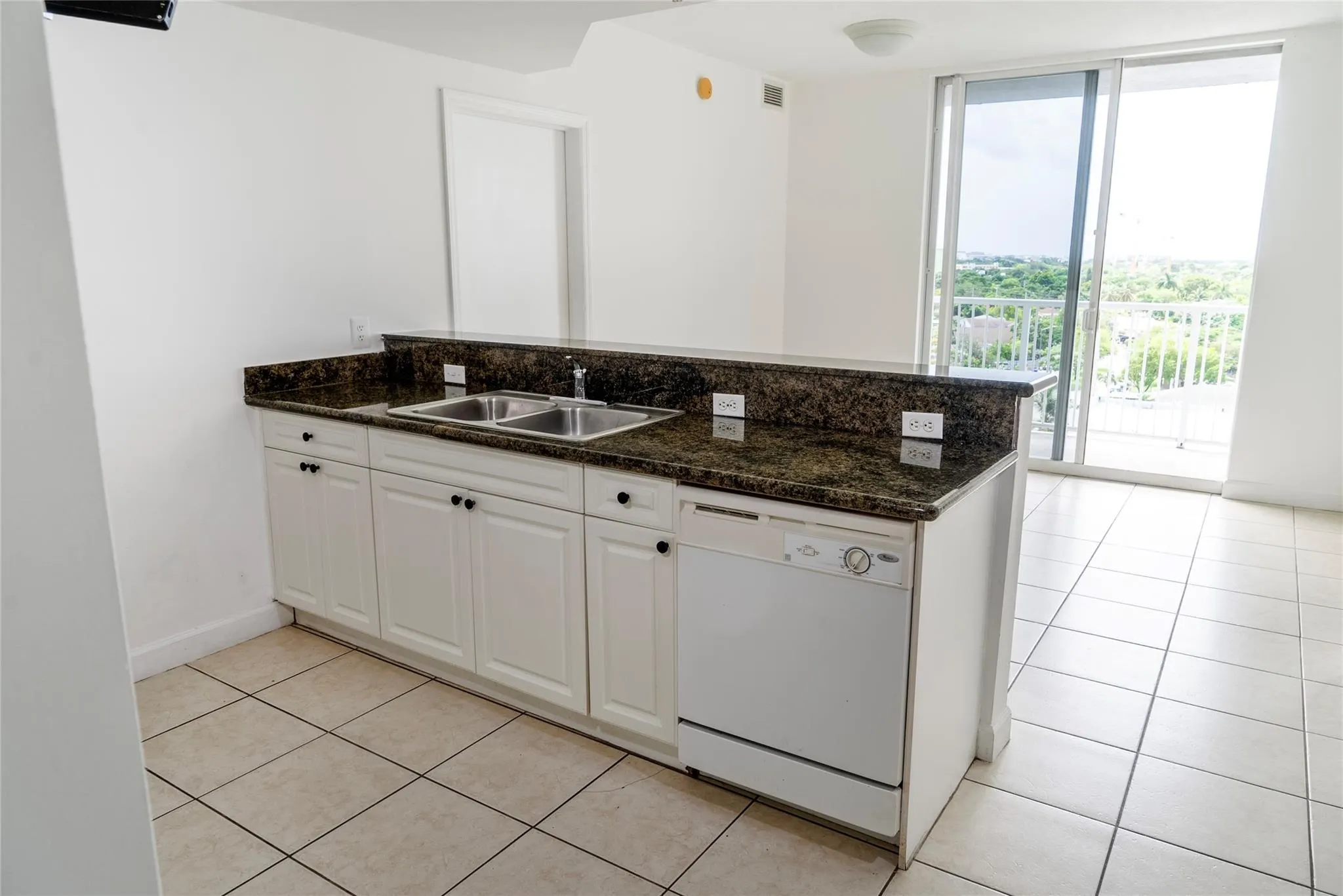 1 Glen Royal Pkwy, #809