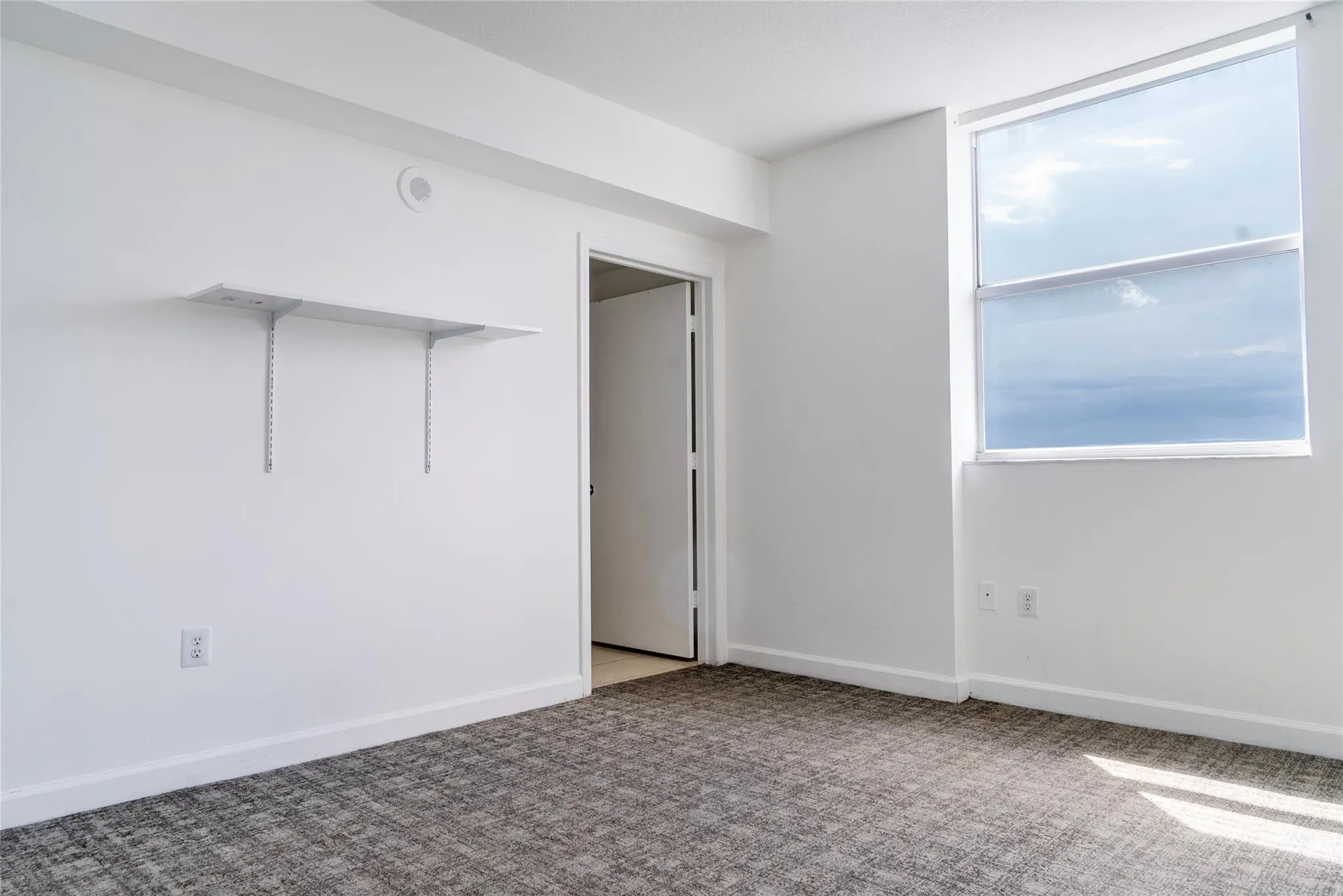 1 Glen Royal Pkwy, #809