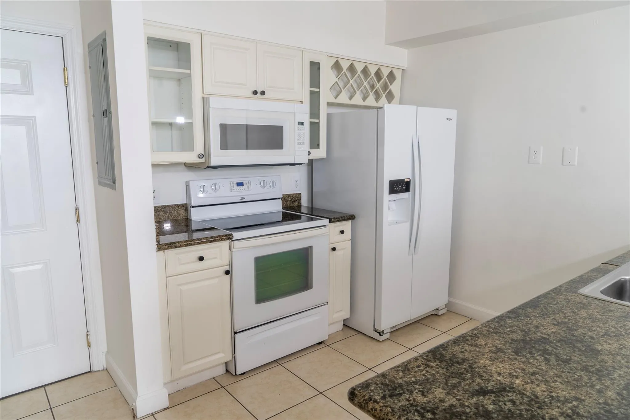 1 Glen Royal Pkwy, #809