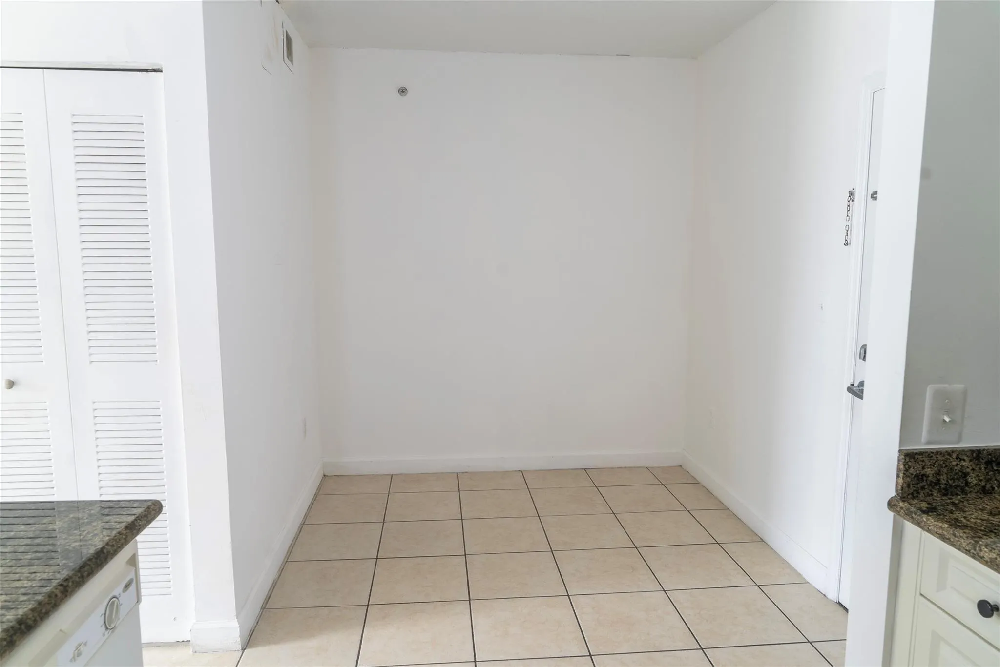 1 Glen Royal Pkwy, #809