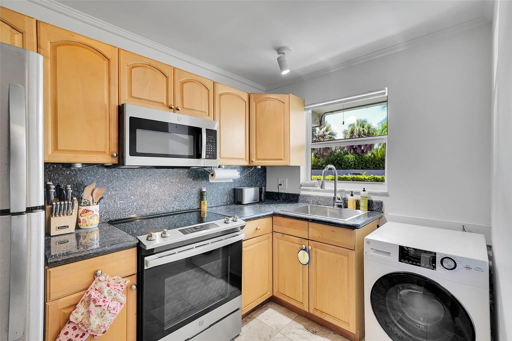 1785 N Andrews Sq, #110E
