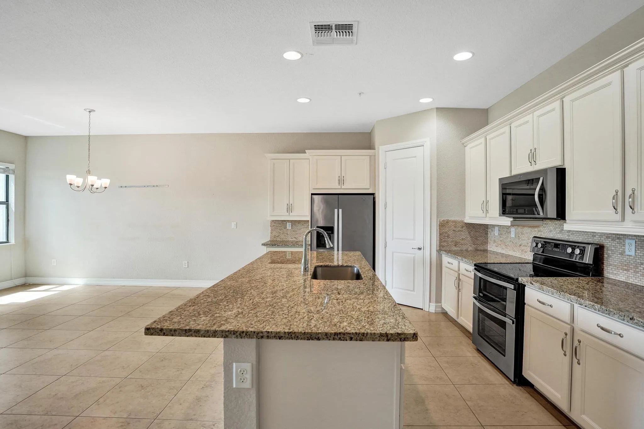 1601 SW 113th Ave
