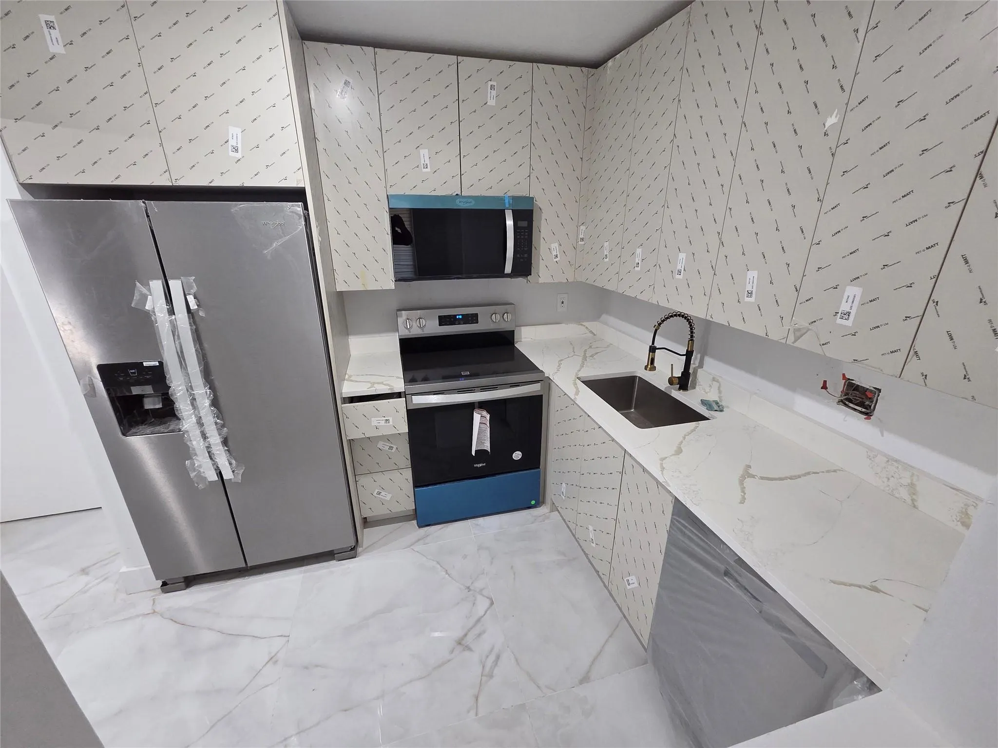 251 S Cypress Rd, #101
