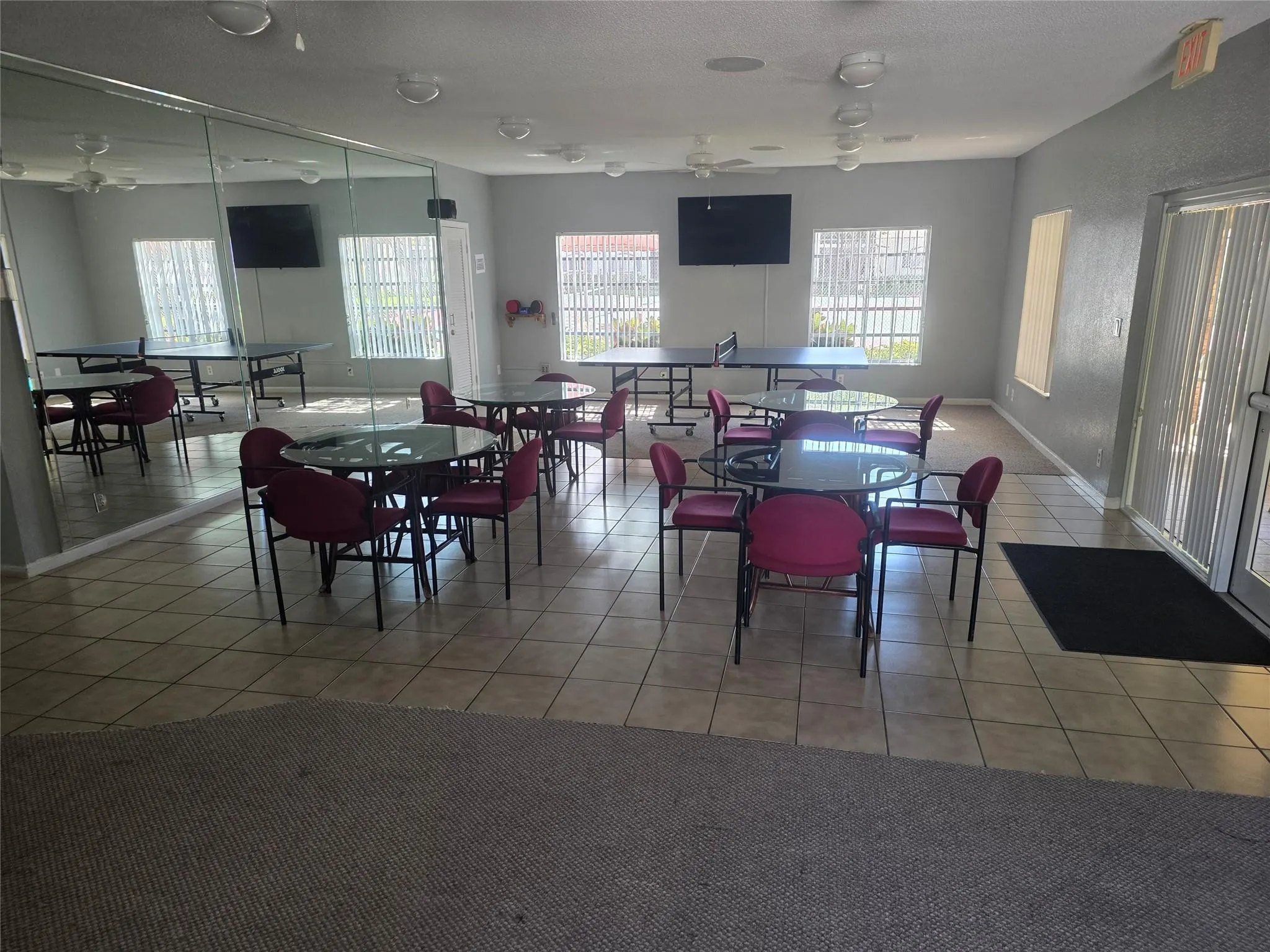 251 S Cypress Rd, #101