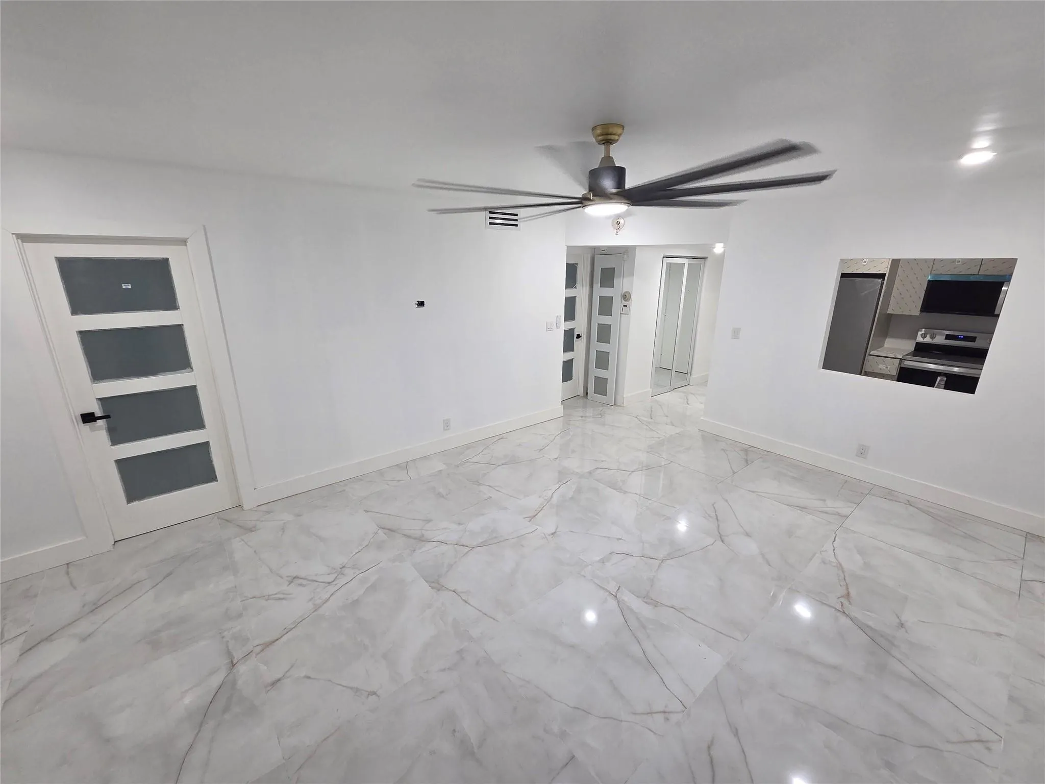251 S Cypress Rd, #101