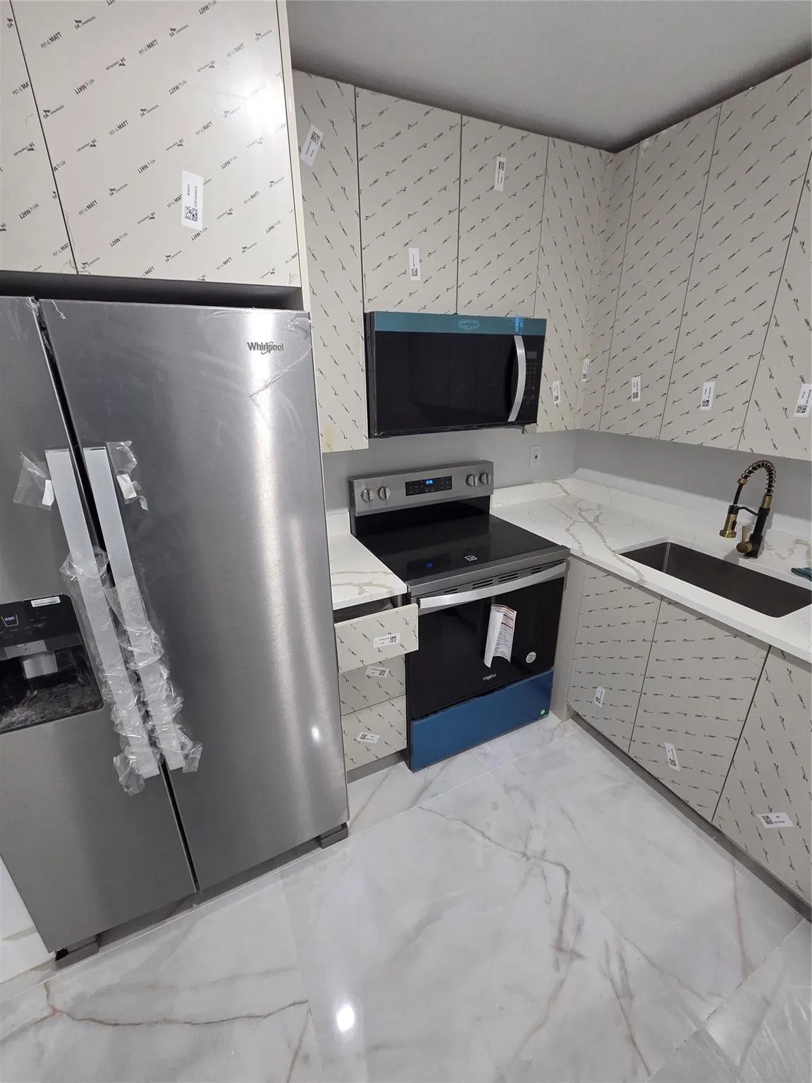 251 S Cypress Rd, #101