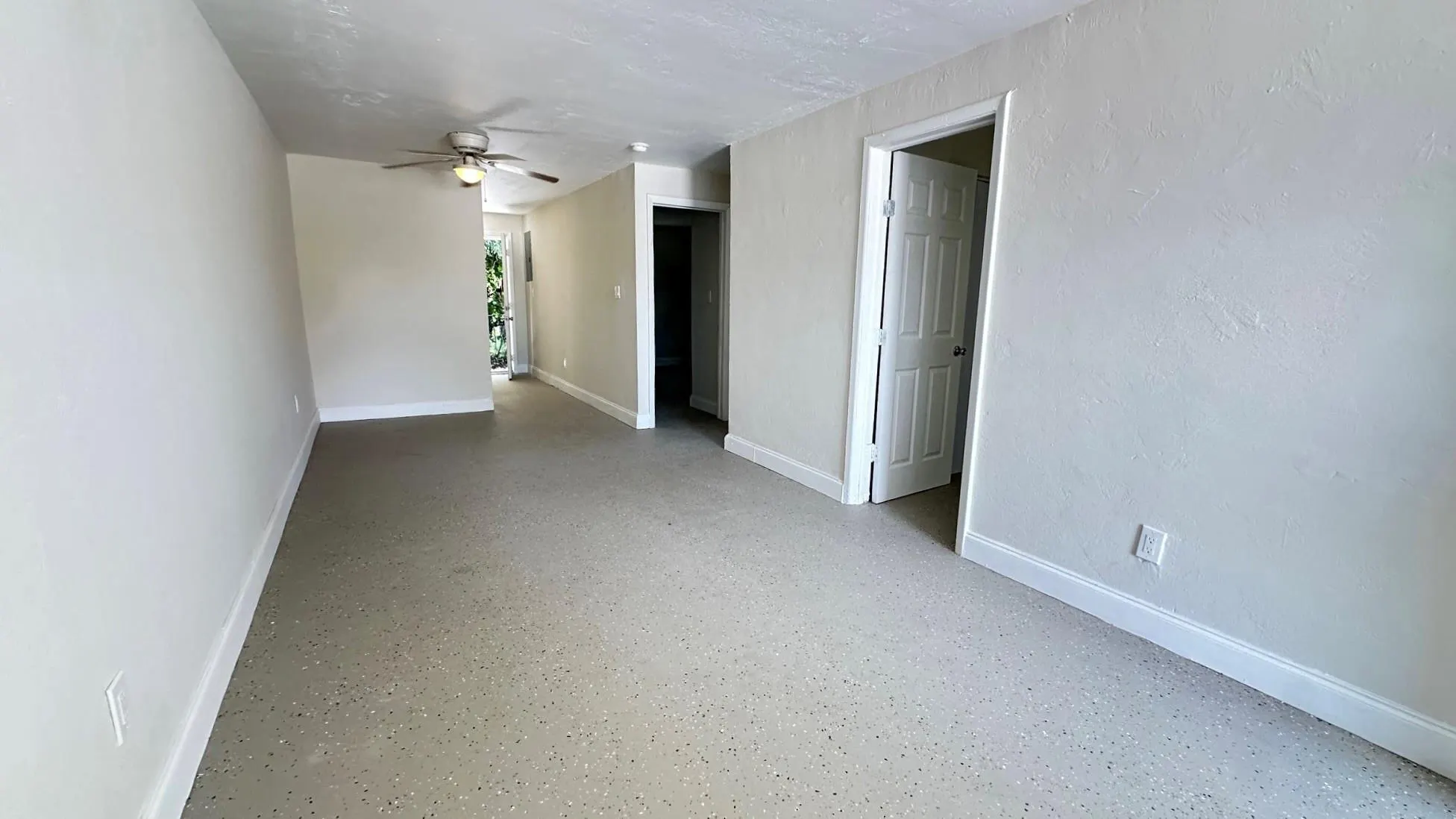 2830 NW 15th Ct, #B