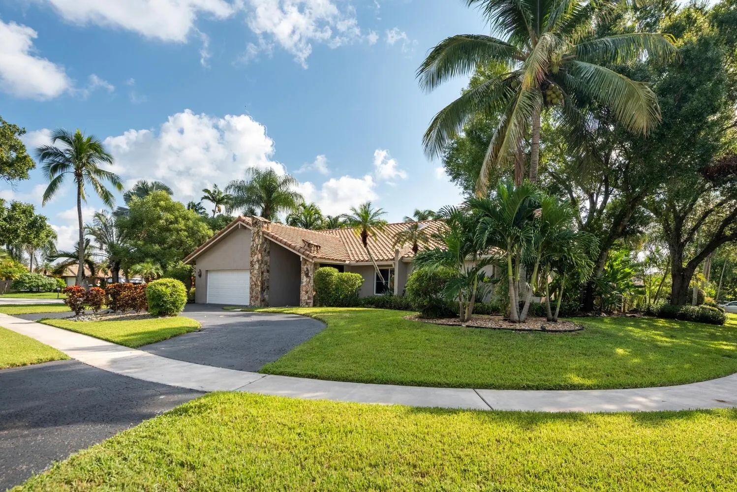 1400 NW 101st Ter