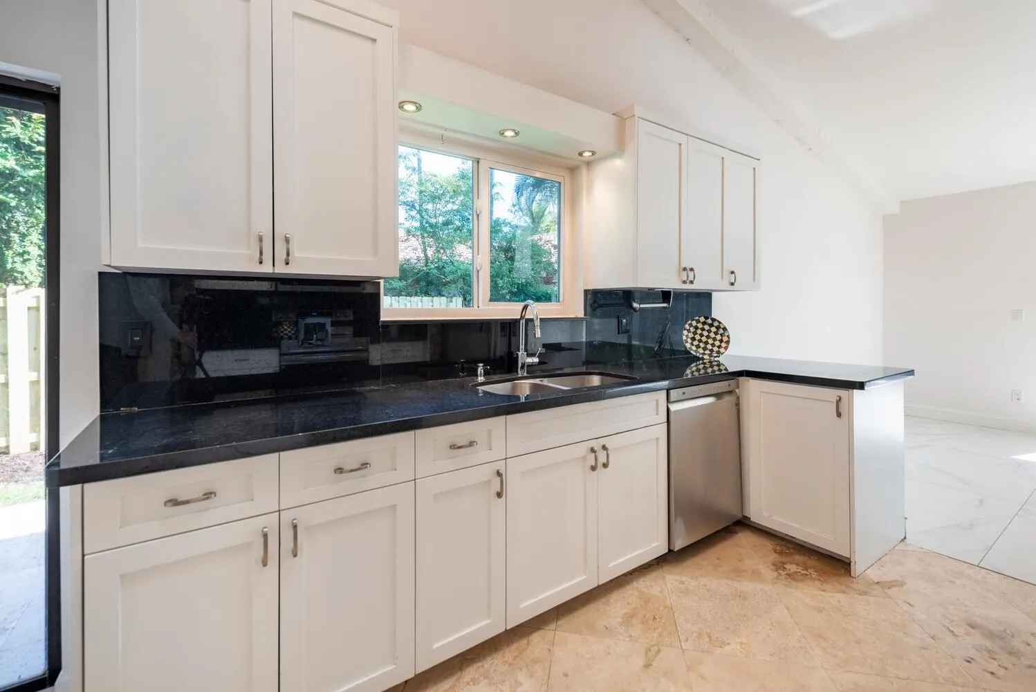 1400 NW 101st Ter