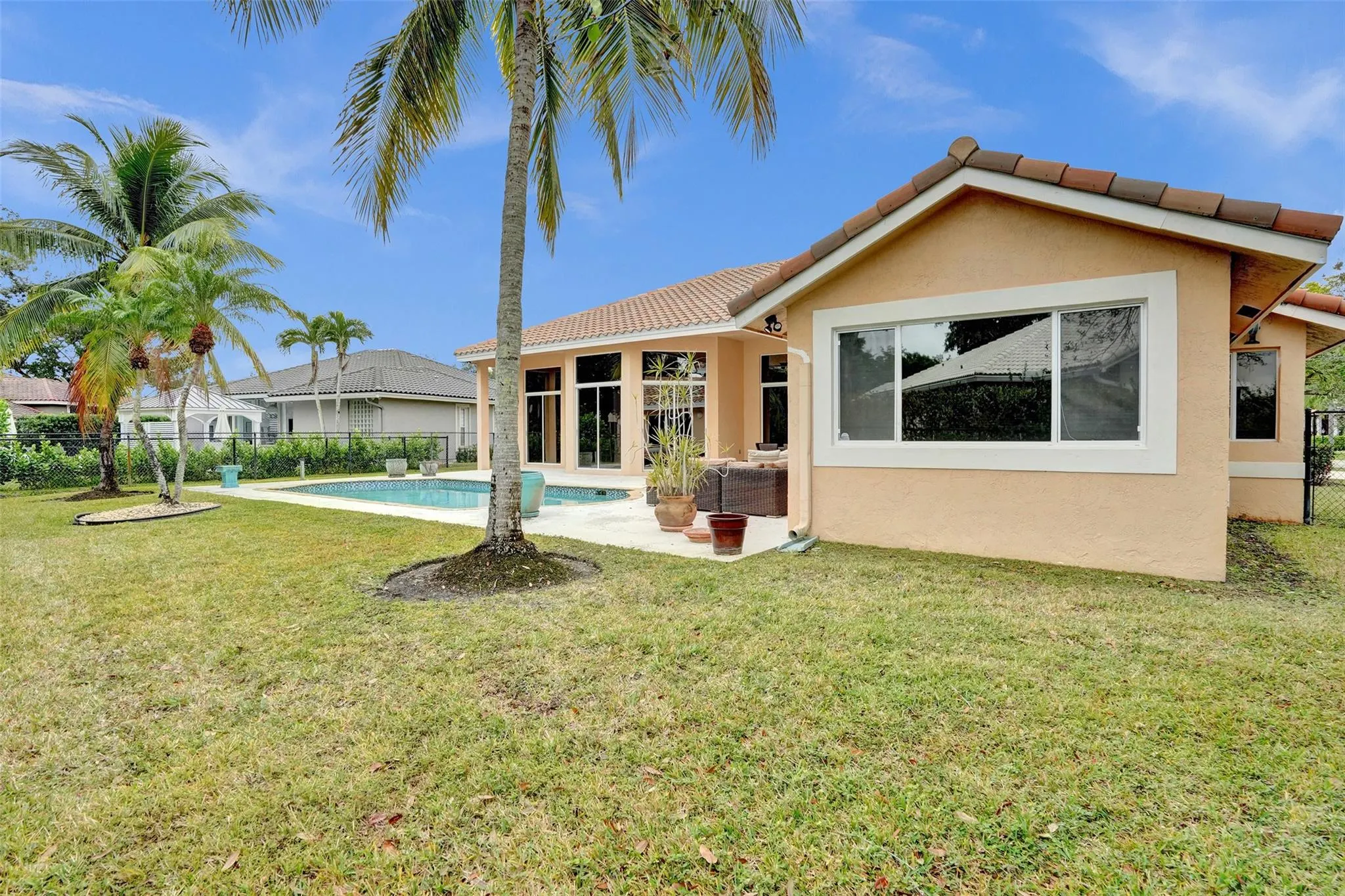 5920 NW 100th Way