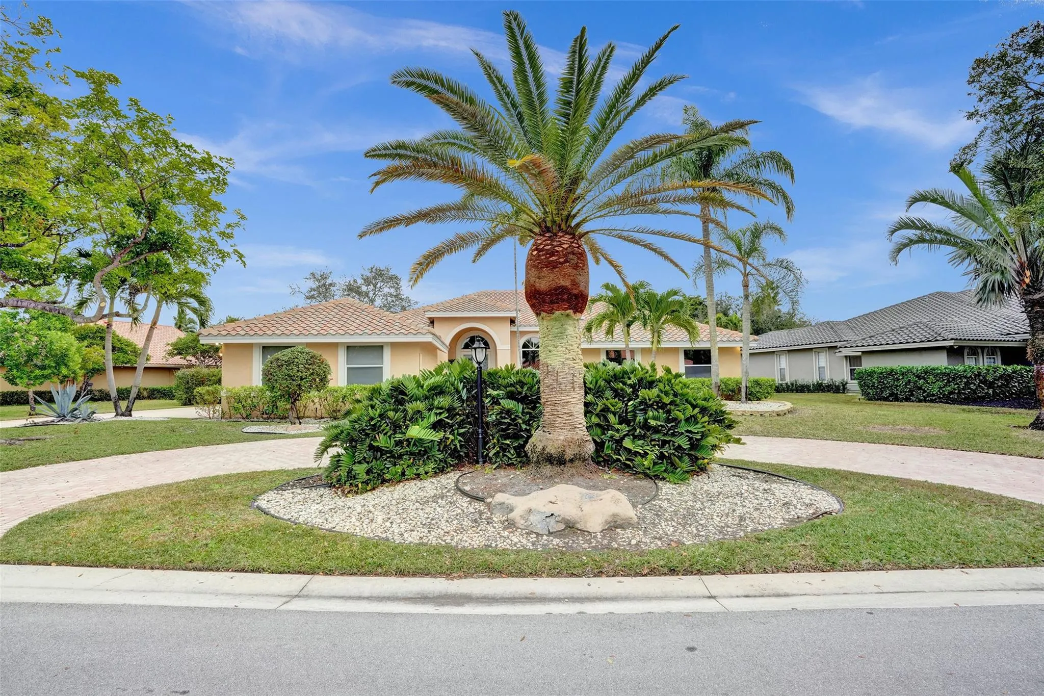 5920 NW 100th Way