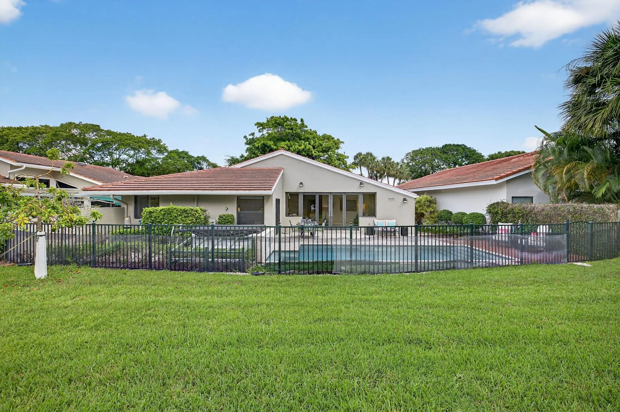 2754 Deer Creek Kelly Brooke Ln