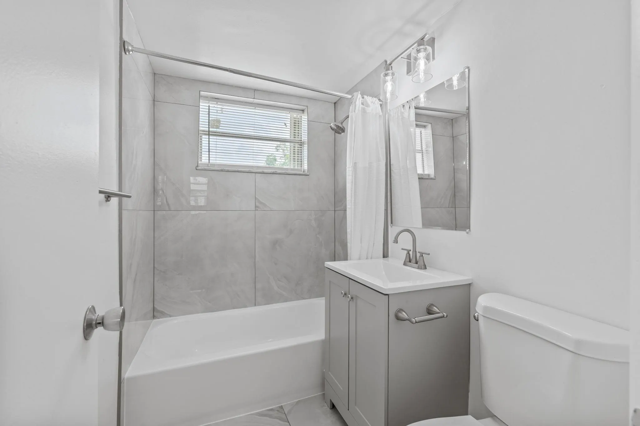 155 NW 29th Ave