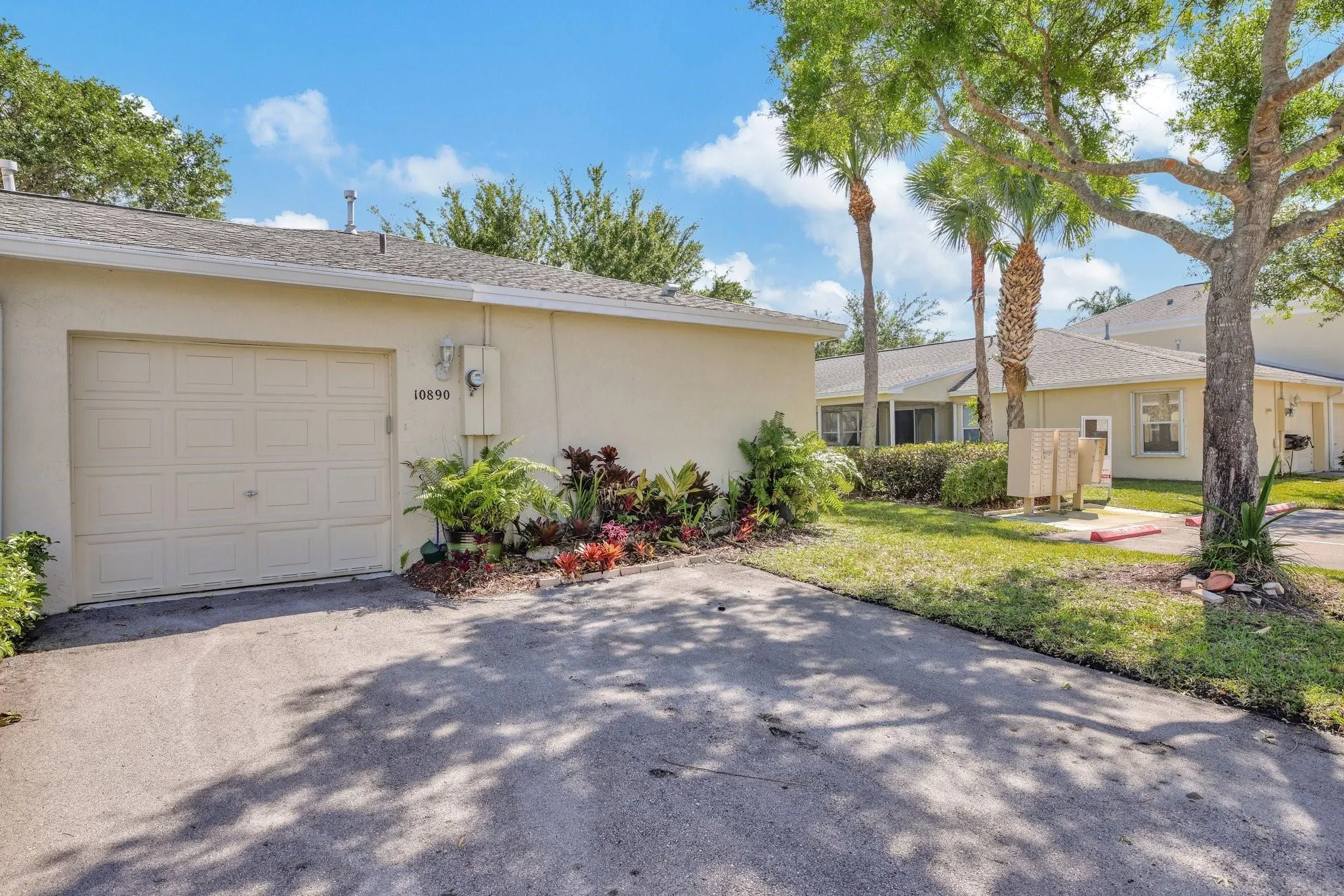 10890 Sea Hibiscus Ln, #1
