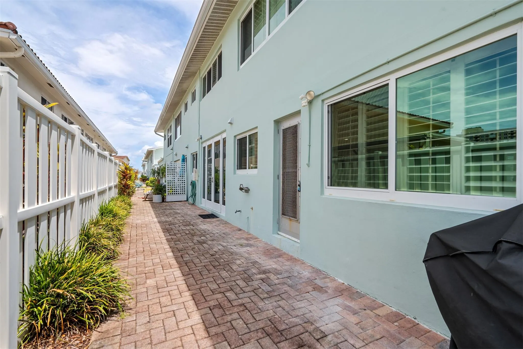 5400 N Ocean Blvd, #1