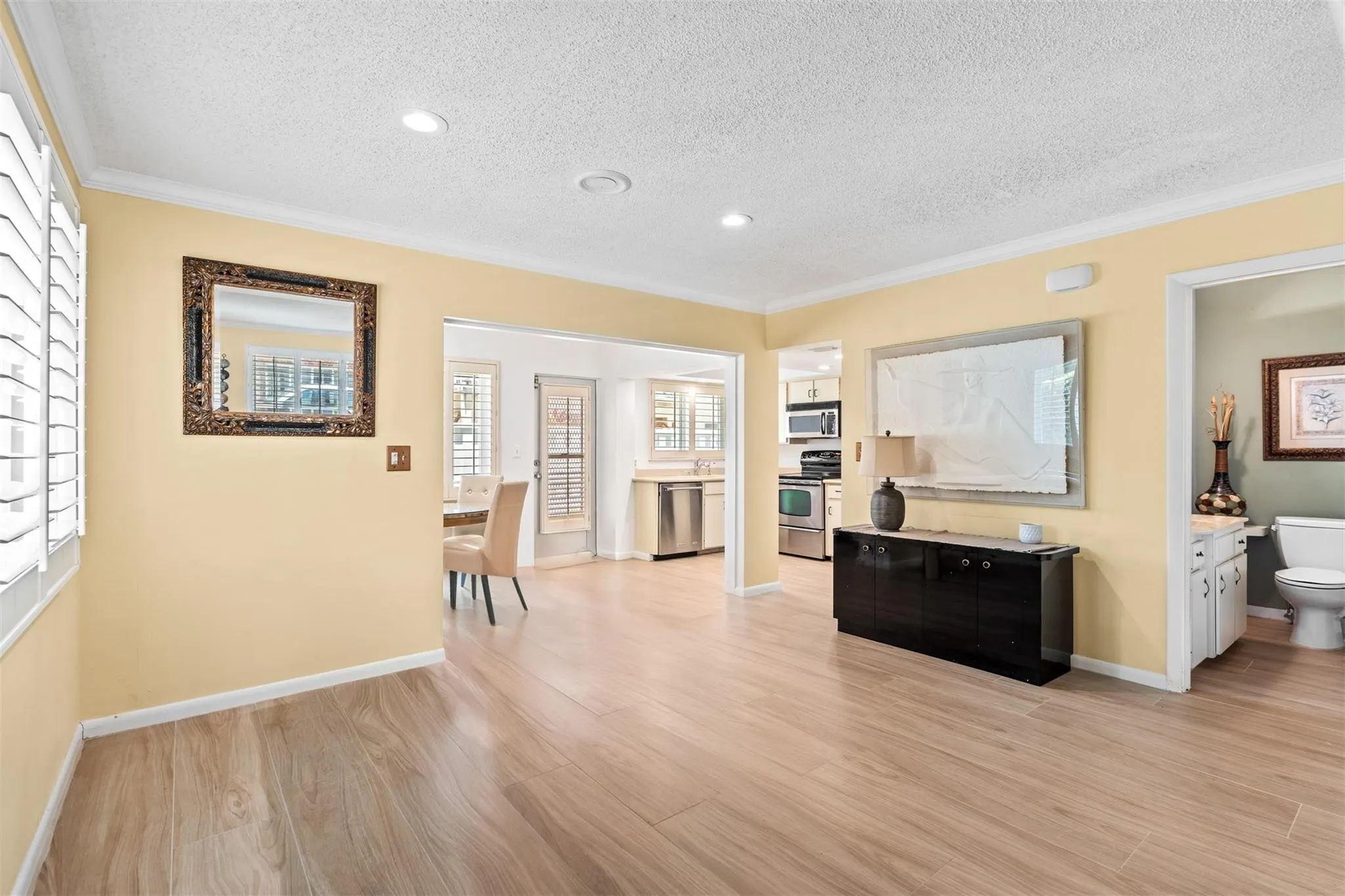 5400 N Ocean Blvd, #1