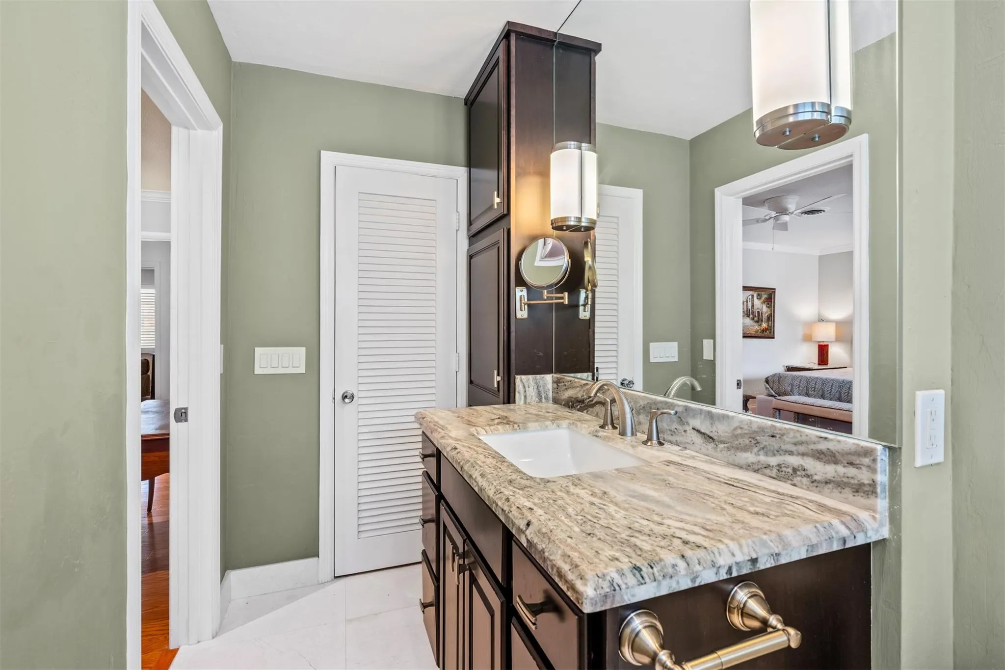 5400 N Ocean Blvd, #1