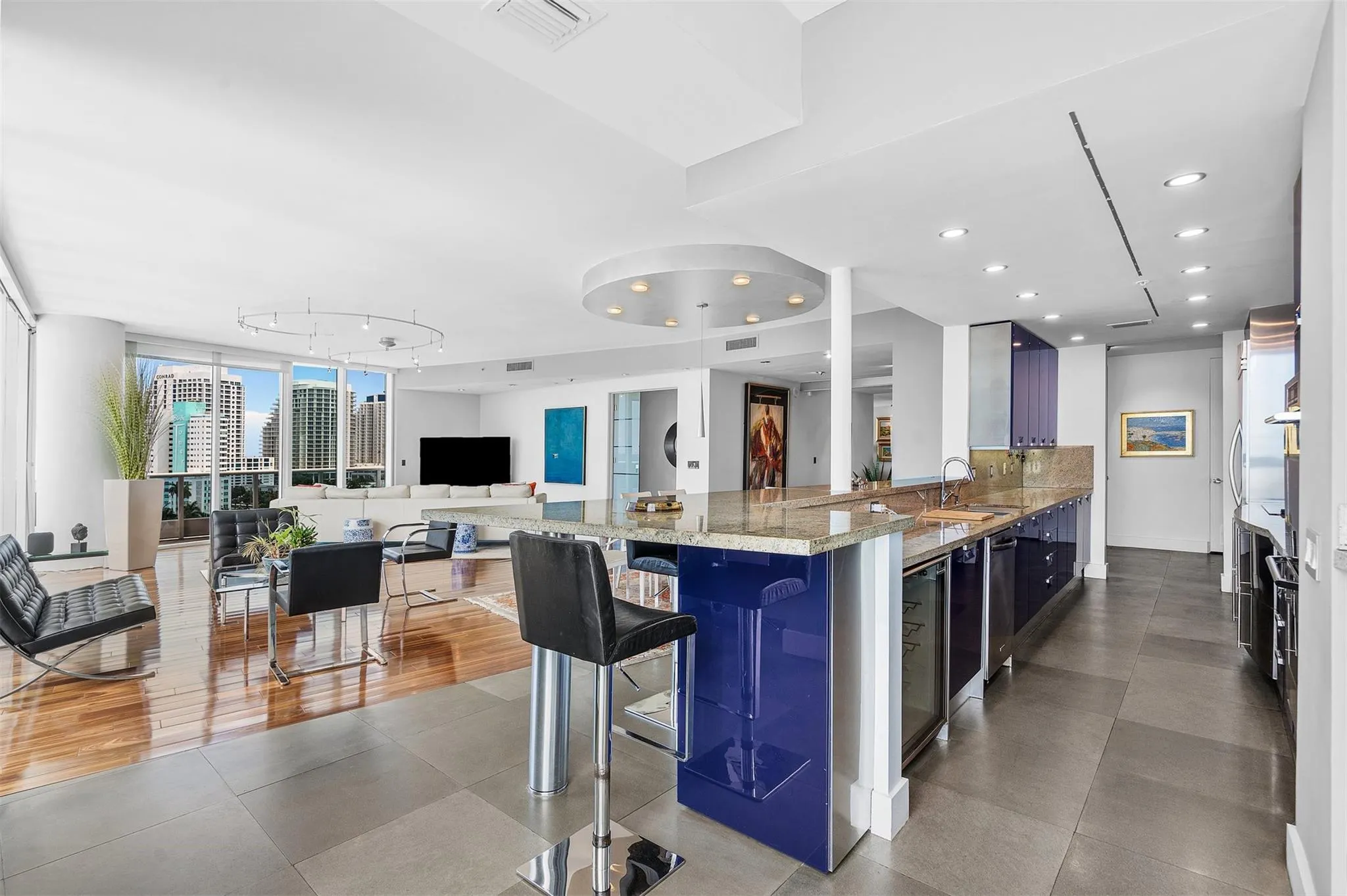 715 Bayshore Dr, #1004