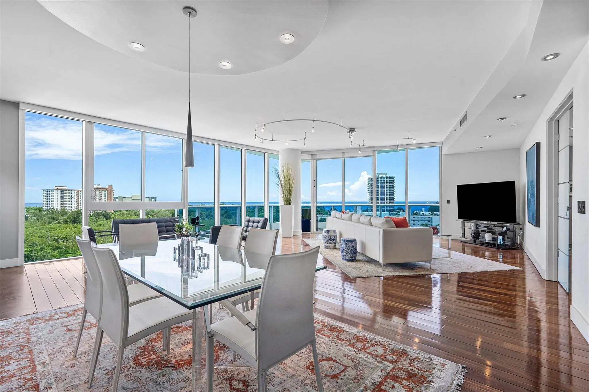 715 Bayshore Dr, #1004
